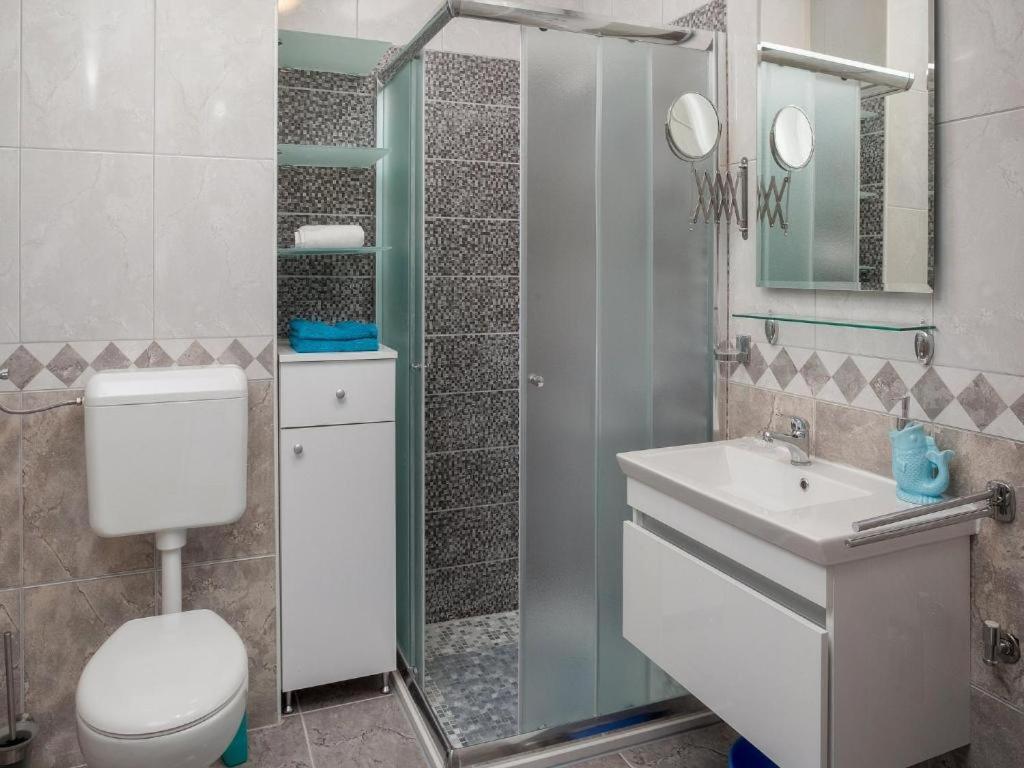 Sweet View Apatrment Marseille Apartment Makarska Bagian luar foto